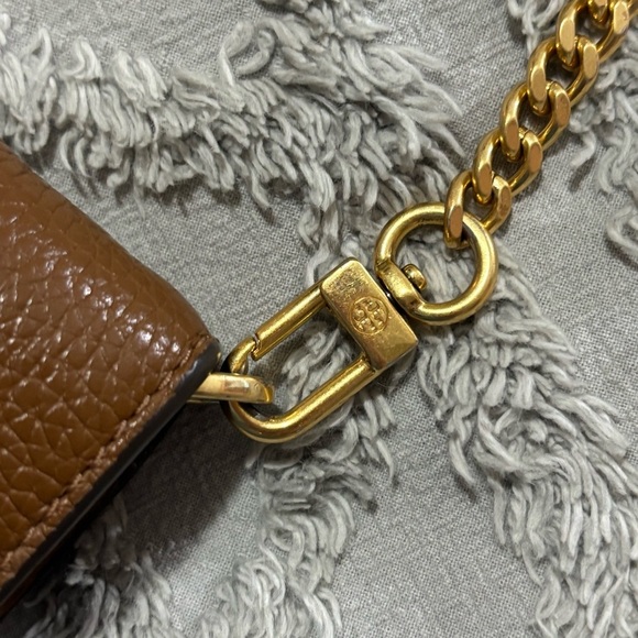 Tory Birch Britten Chain Wallet - Picture 5 of 15